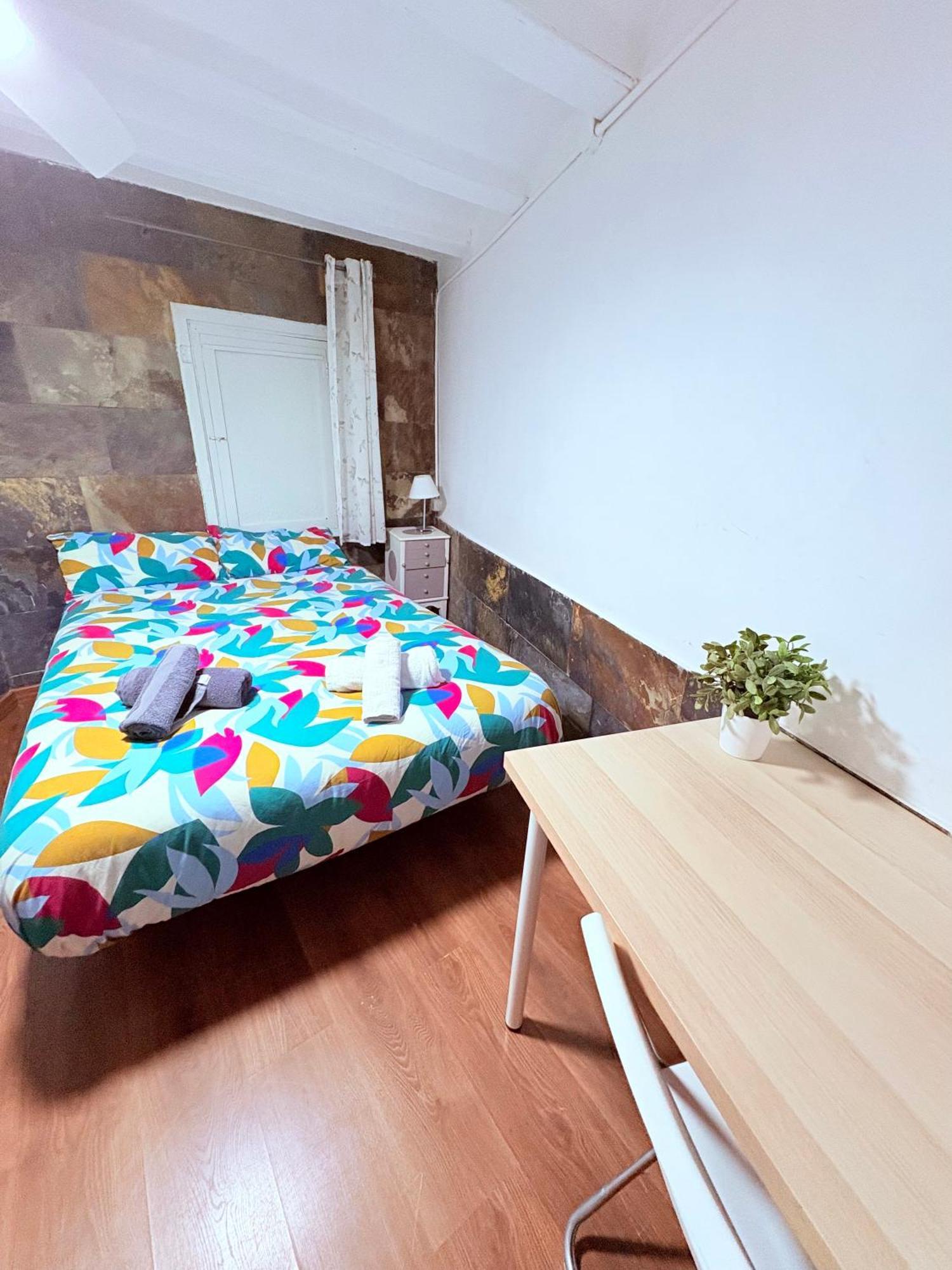 Stunning Flat For 6 People 3 Blocks From The Welcome Breakfast Leilighet Barcelona