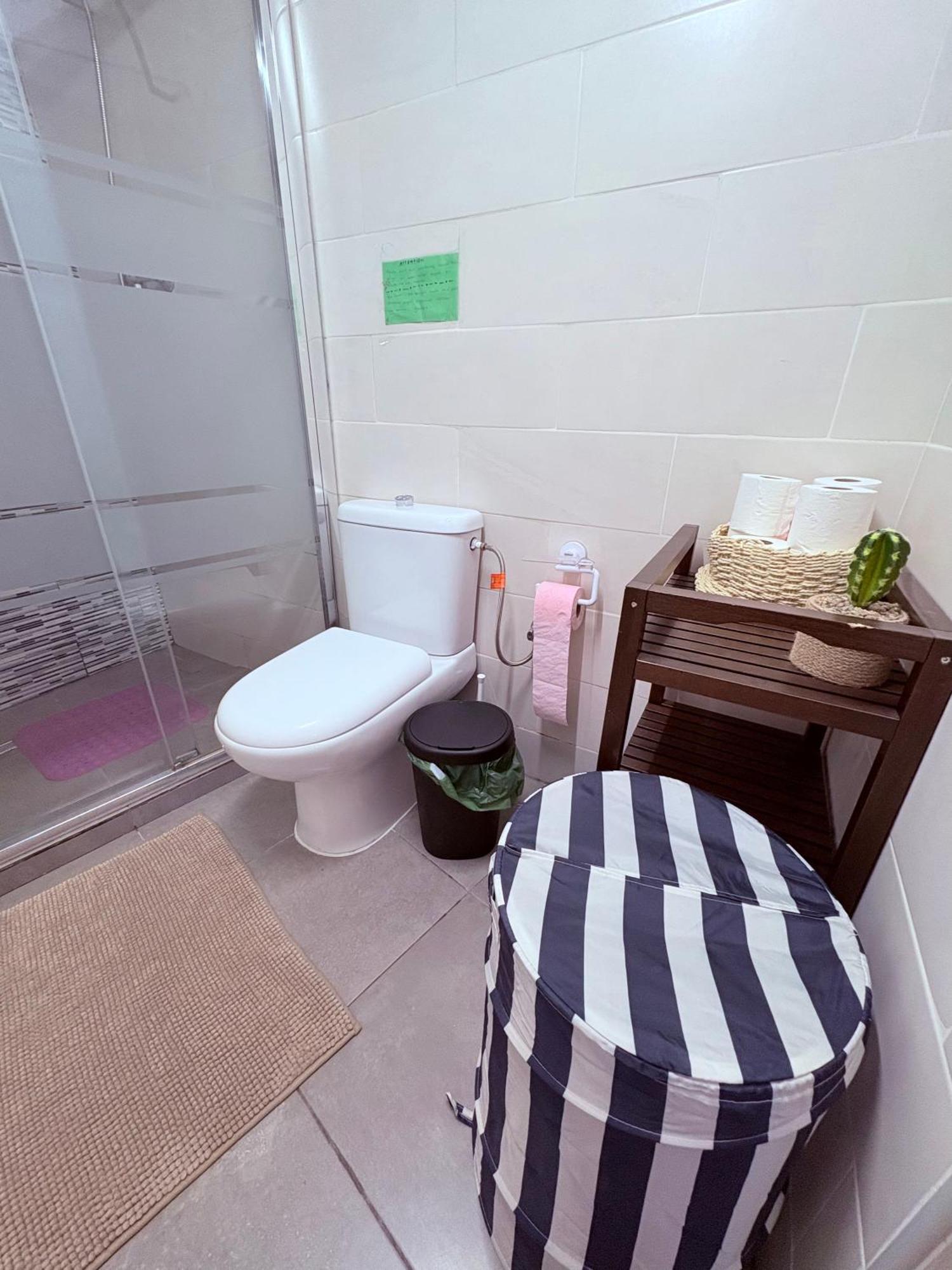 Leilighet Stunning Flat For 6 People 3 Blocks From The Welcome Breakfast Barcelona